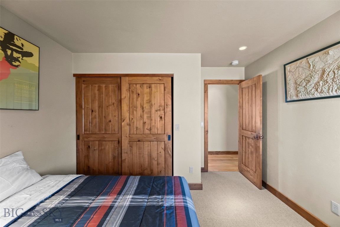 19 Green Wing Road