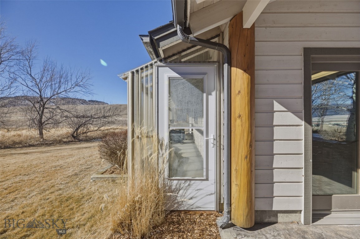 19 Green Wing Road