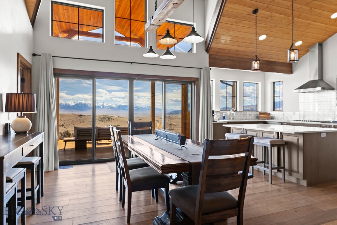 108 Deerfoot Trail