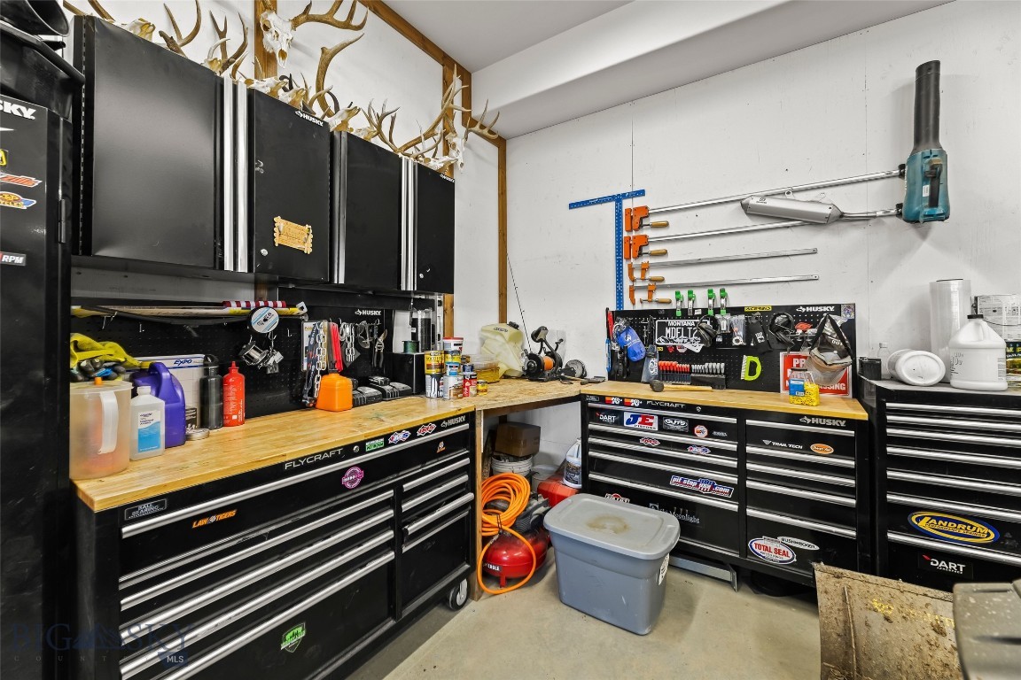 108 Deerfoot Trail