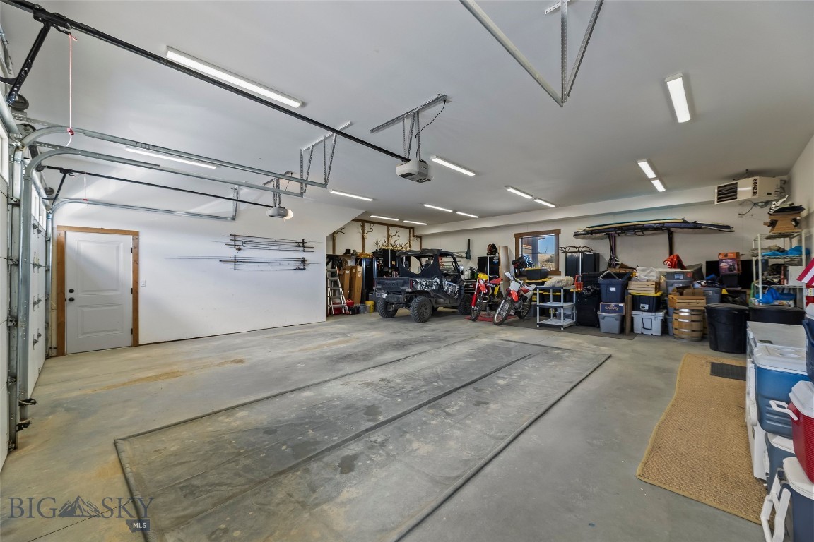 108 Deerfoot Trail
