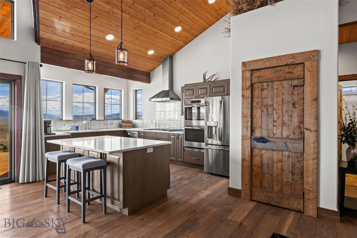 108 Deerfoot Trail