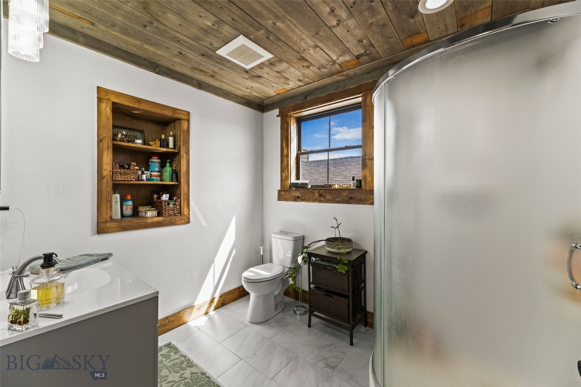 108 Deerfoot Trail