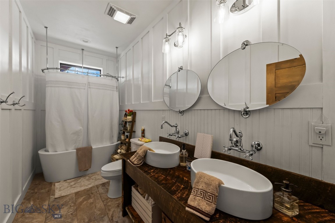 108 Deerfoot Trail