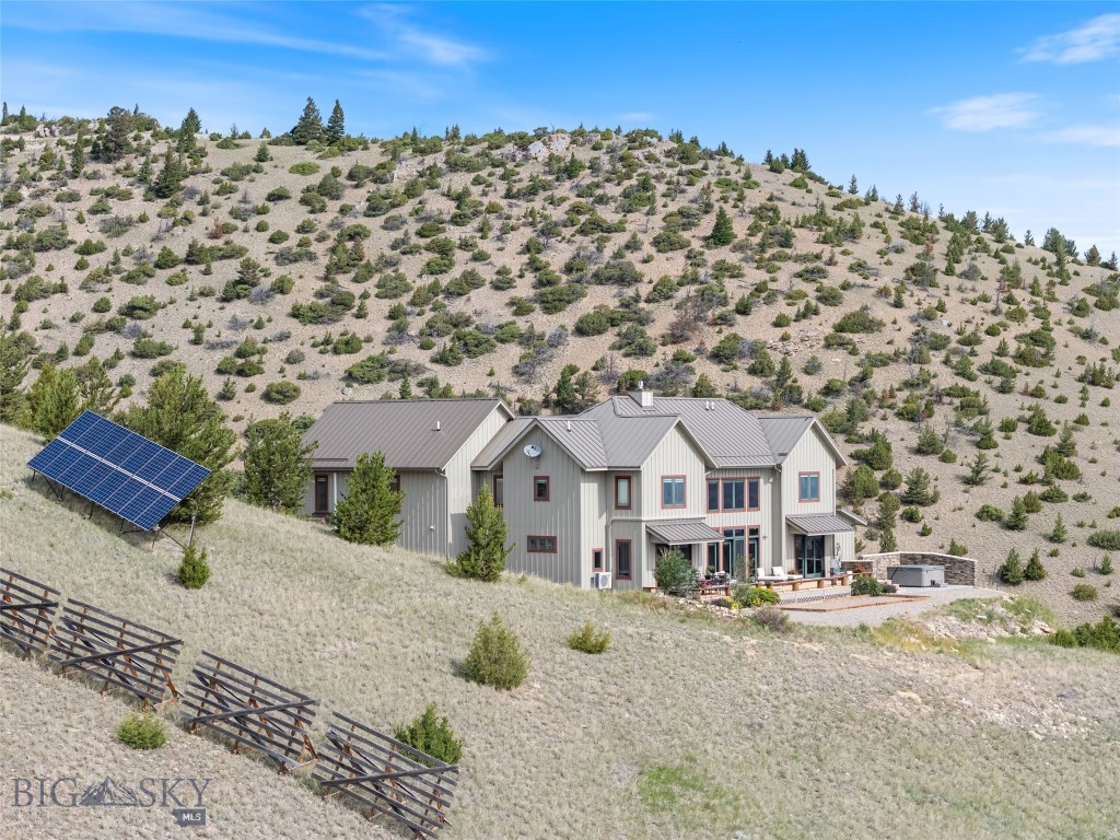 95 Foothill Trl