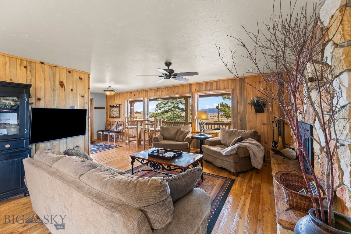 7 Cold Creek Loop Trail