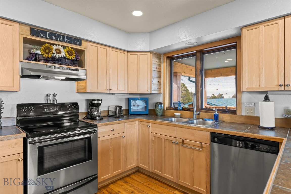 7 Cold Creek Loop Trail