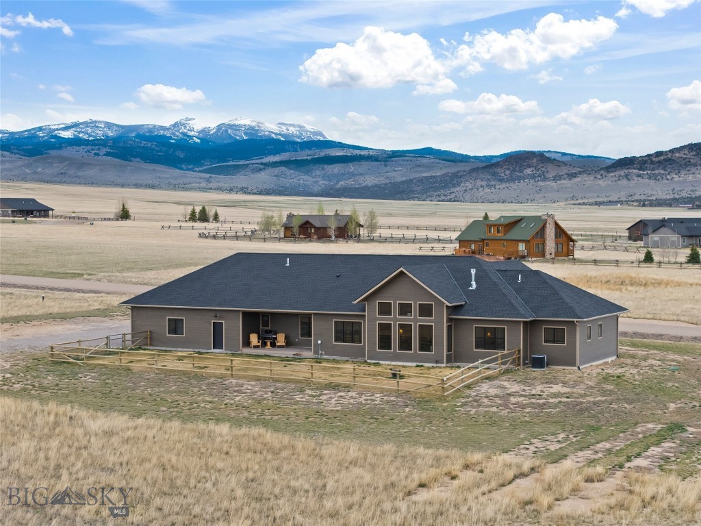 5 Bugle Court