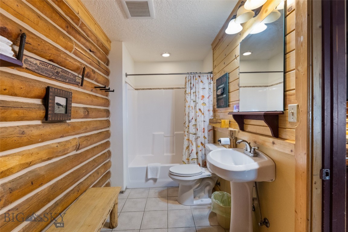 701 Bauer Lane 8