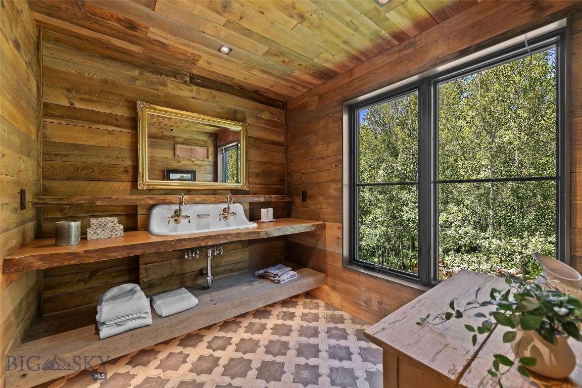 140 Elk Ridge Road