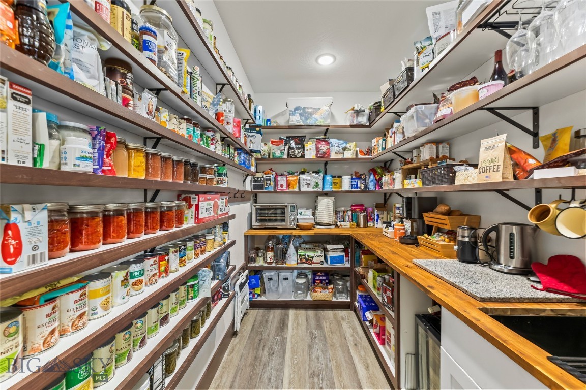 14A & 14B Cookhouse Trail