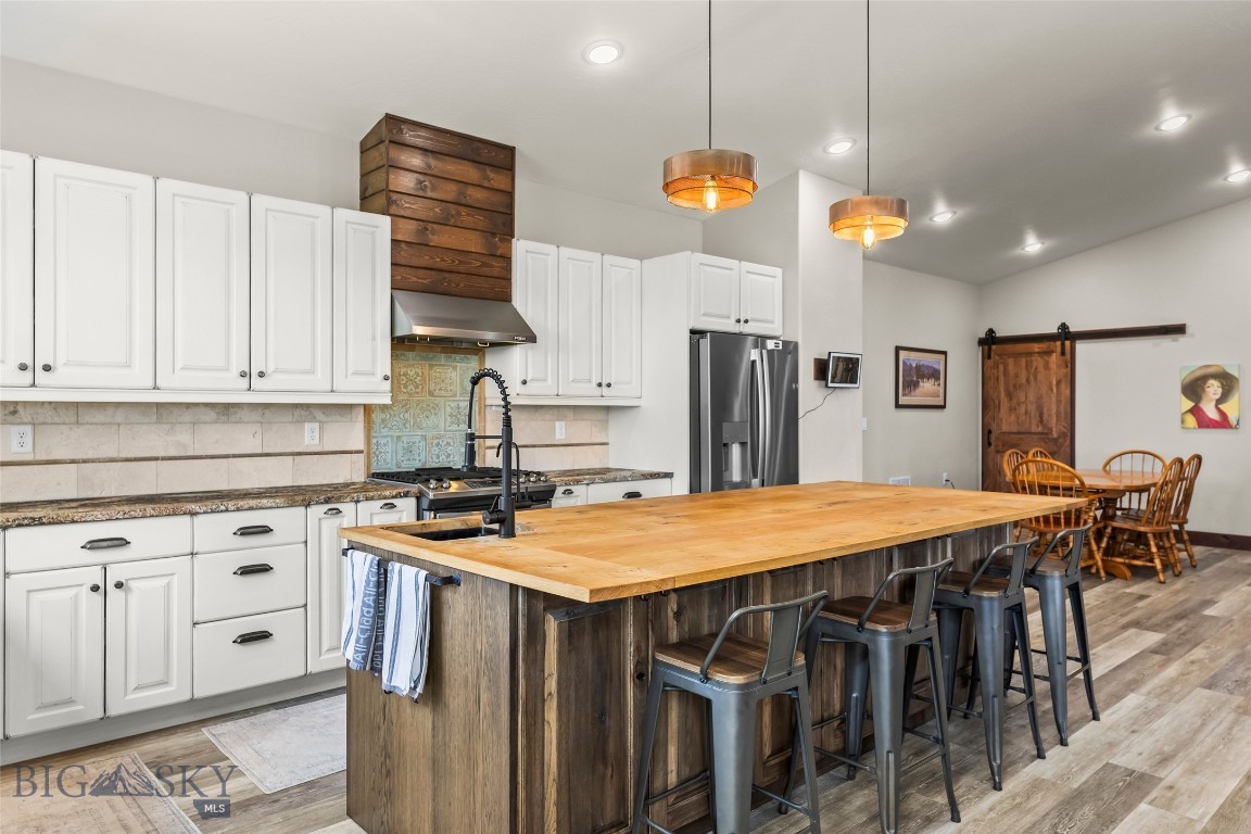 14A & 14B Cookhouse Trail
