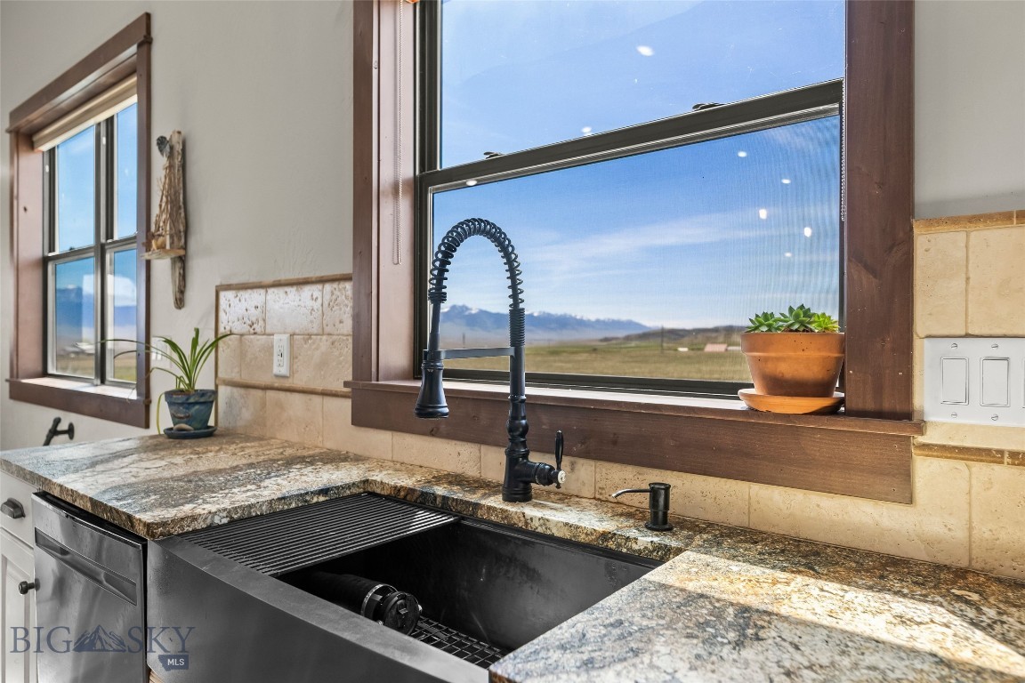 14A & 14B Cookhouse Trail
