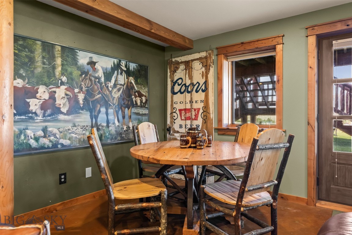 60 Antler Trail