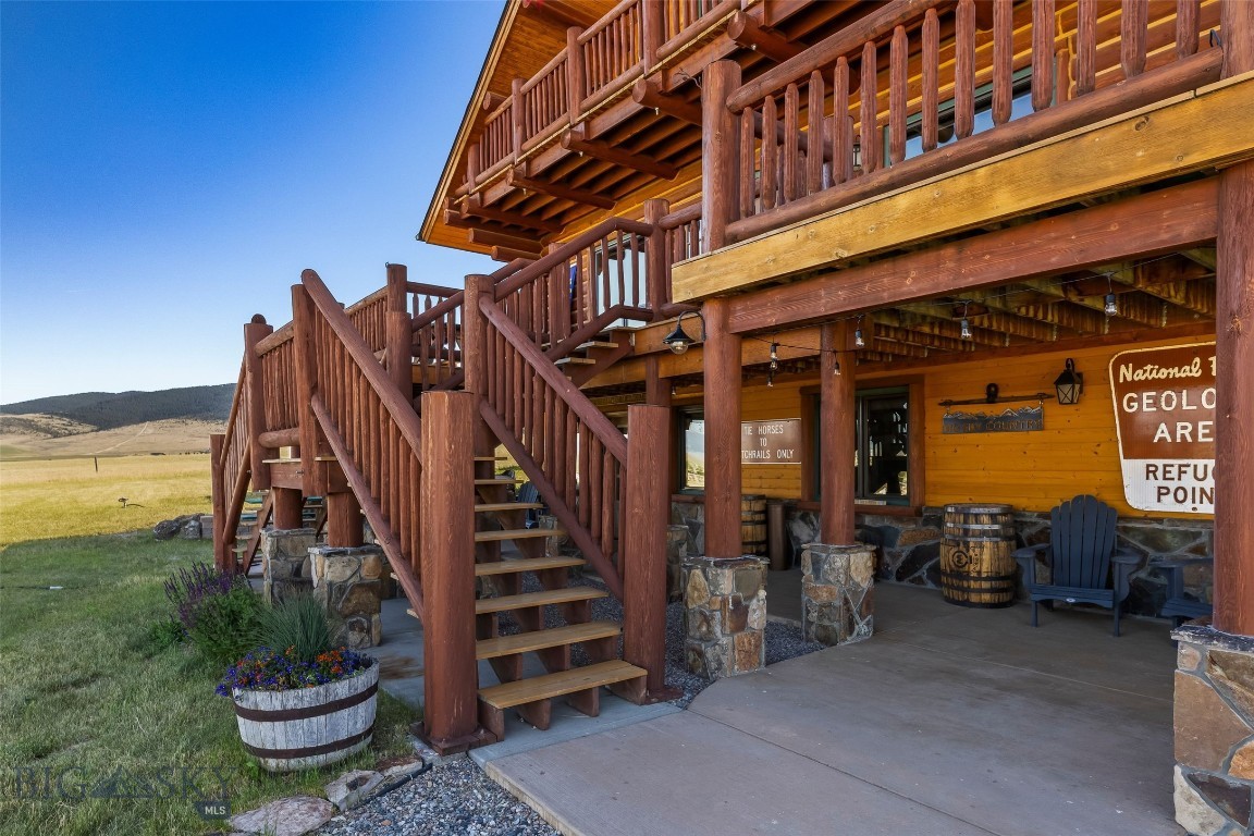 60 Antler Trail