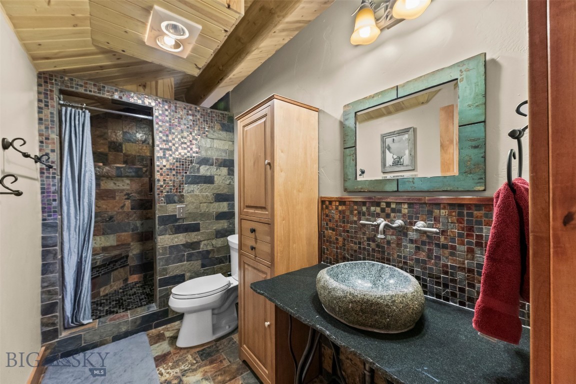 60 Antler Trail
