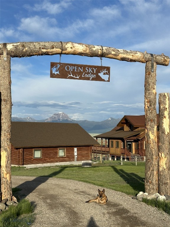 60 Antler Trail