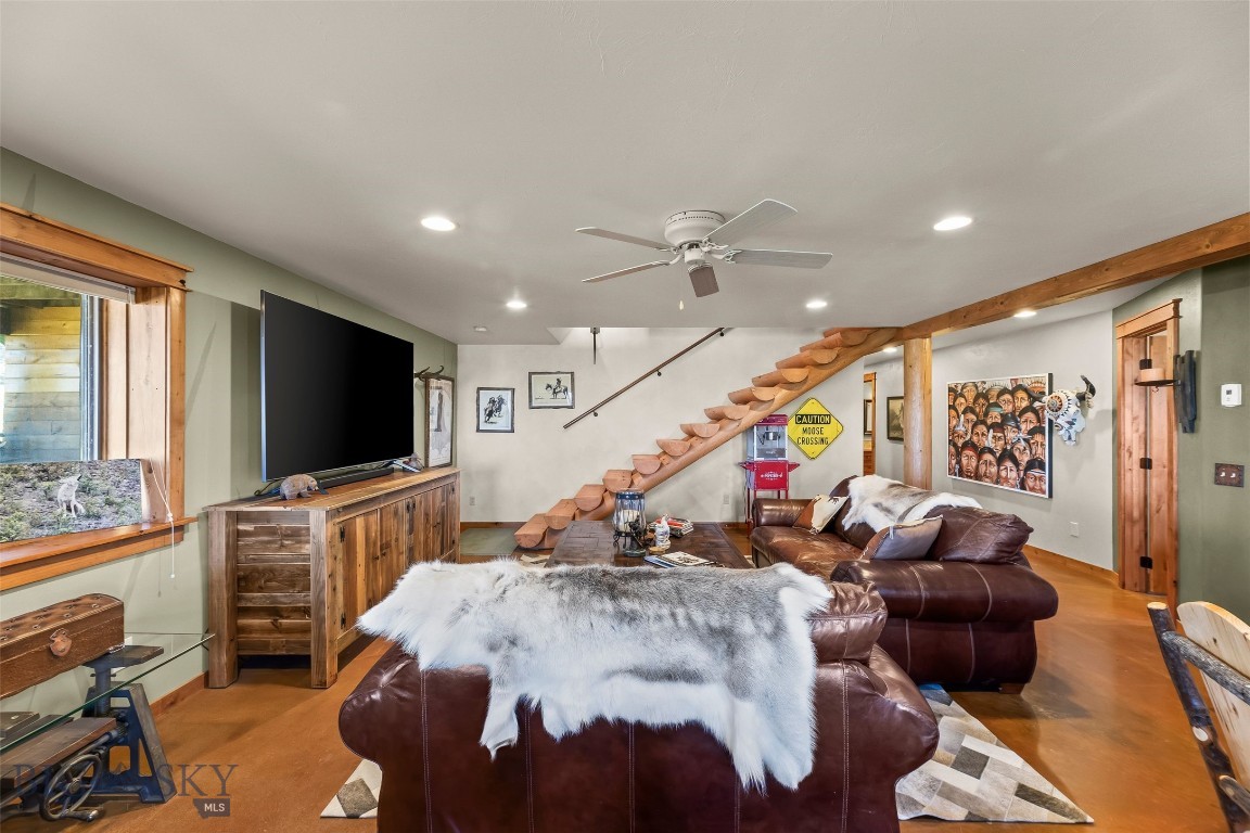 60 Antler Trail