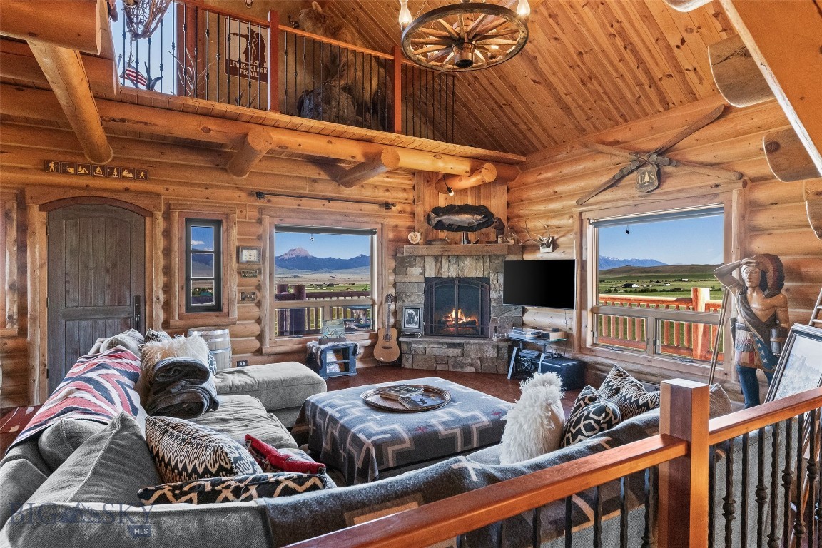 60 Antler Trail