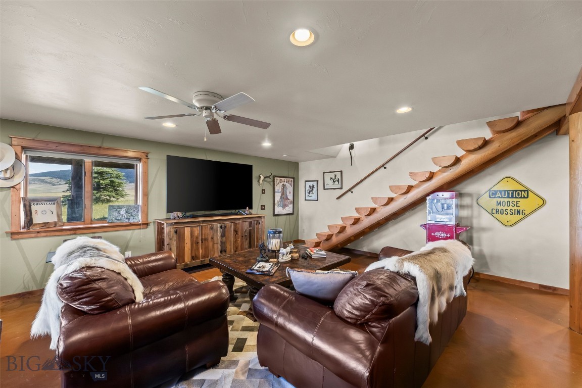 60 Antler Trail