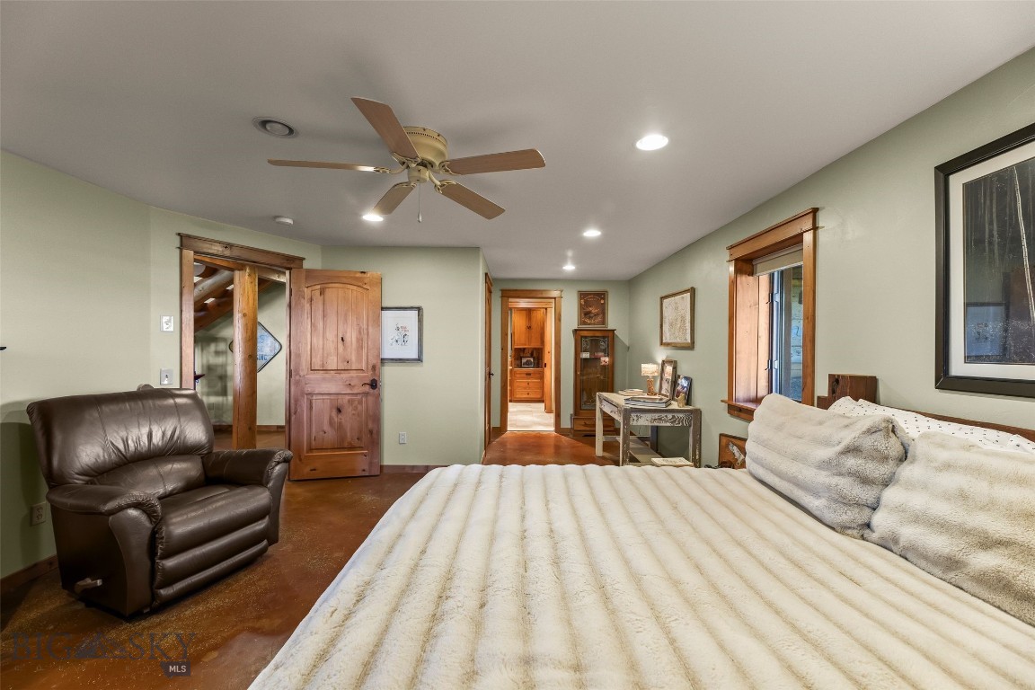 60 Antler Trail