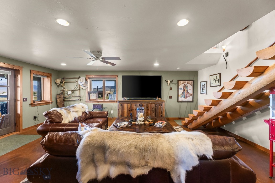 60 Antler Trail