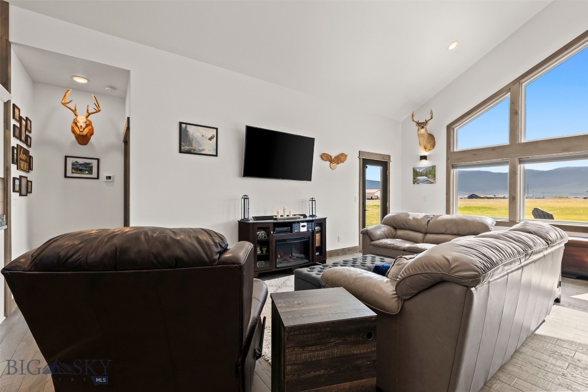 116 Skyview Drive