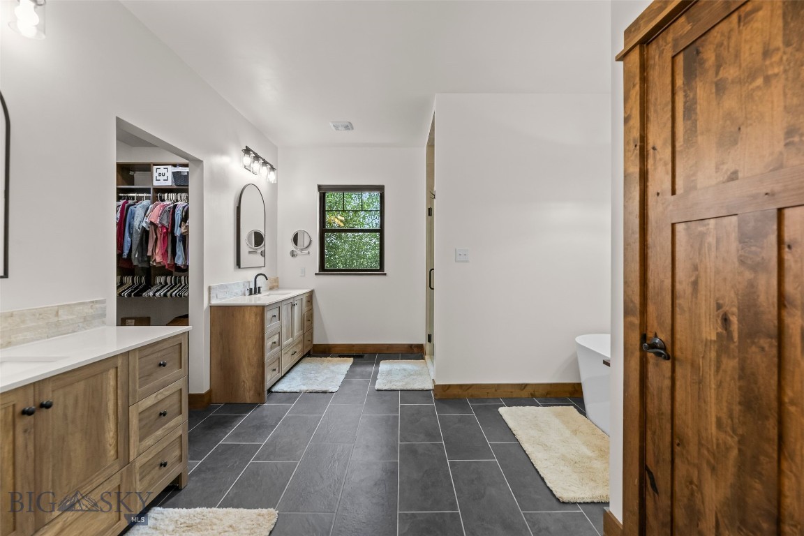 12 Indian Ridge Trail