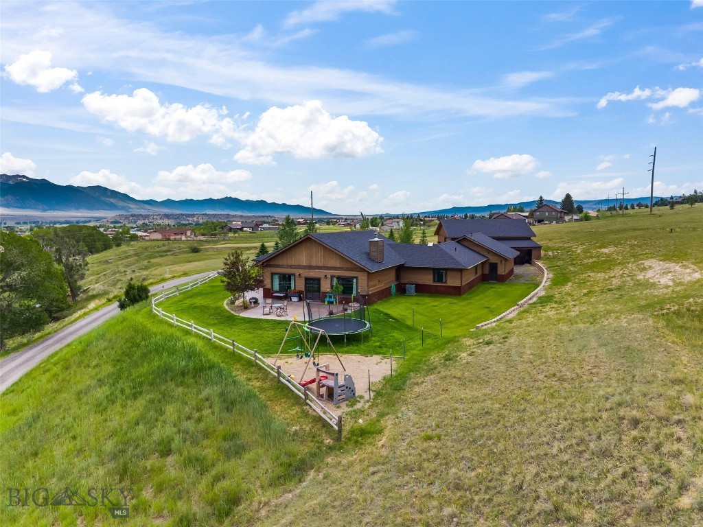12 Indian Ridge Trail