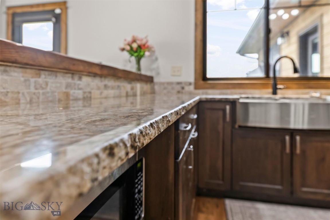12 Indian Ridge Trail