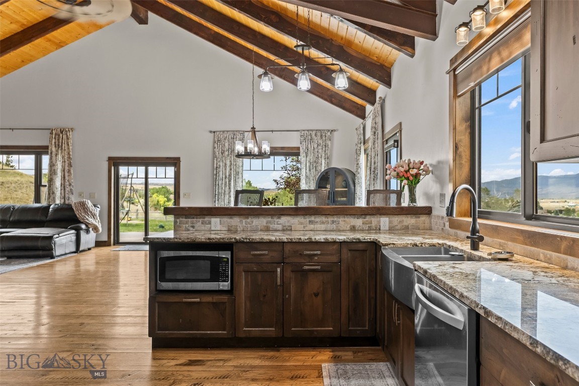 12 Indian Ridge Trail