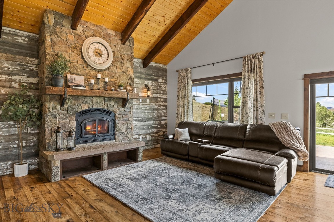 12 Indian Ridge Trail