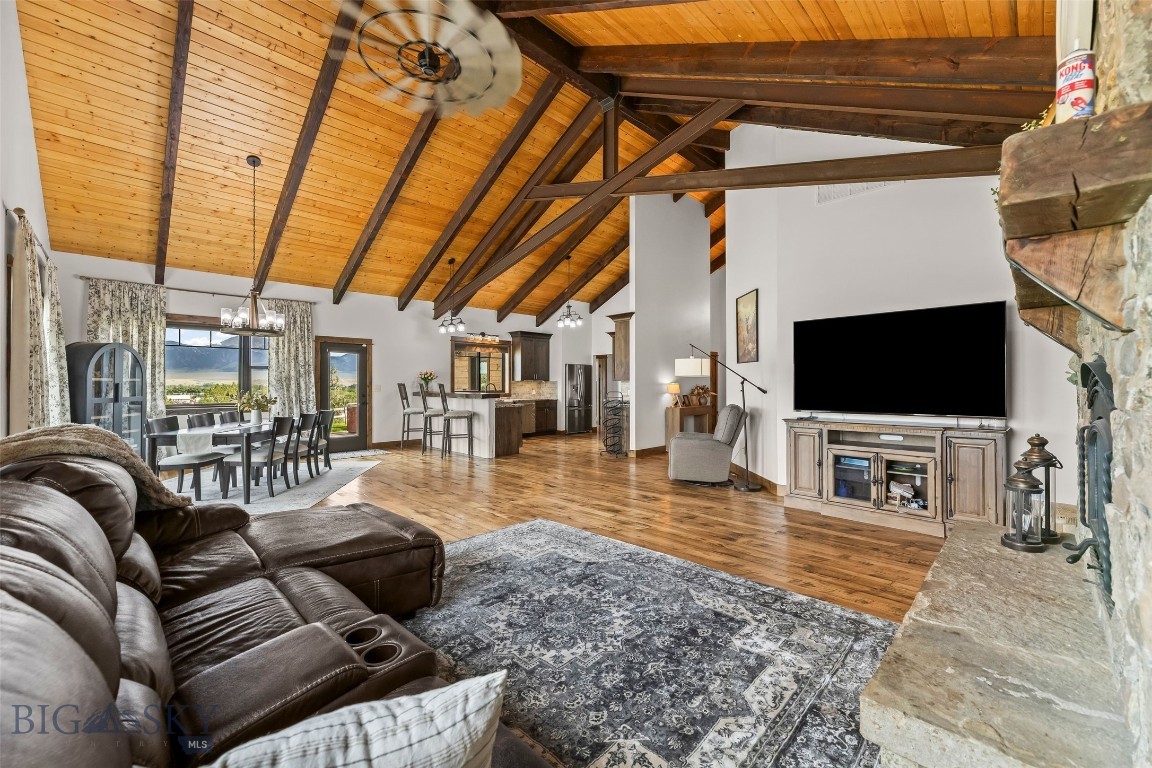 12 Indian Ridge Trail