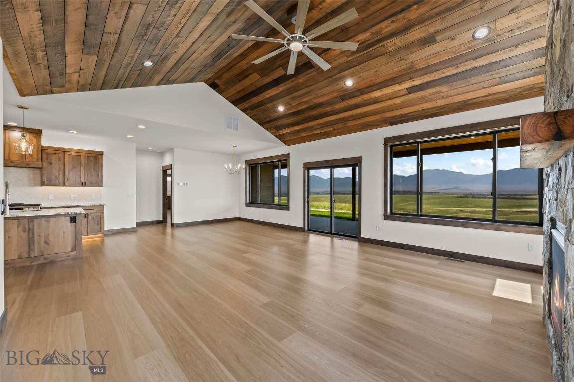 8 Viola View