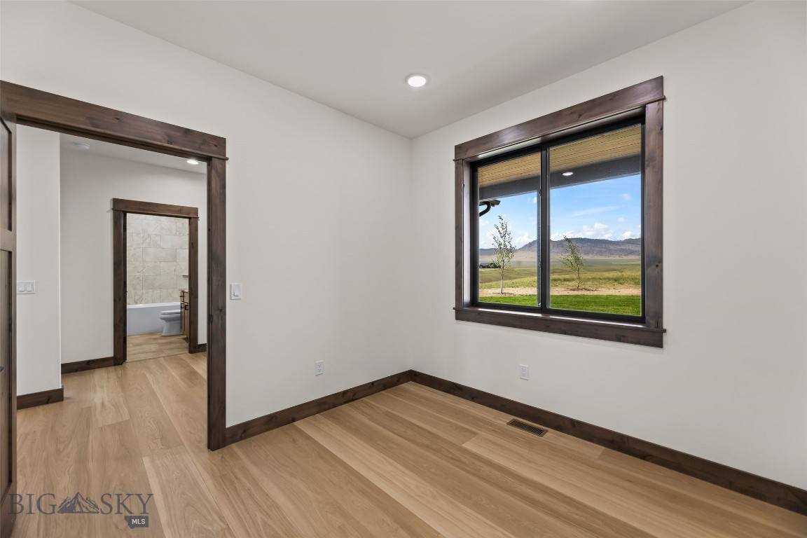 8 Viola View