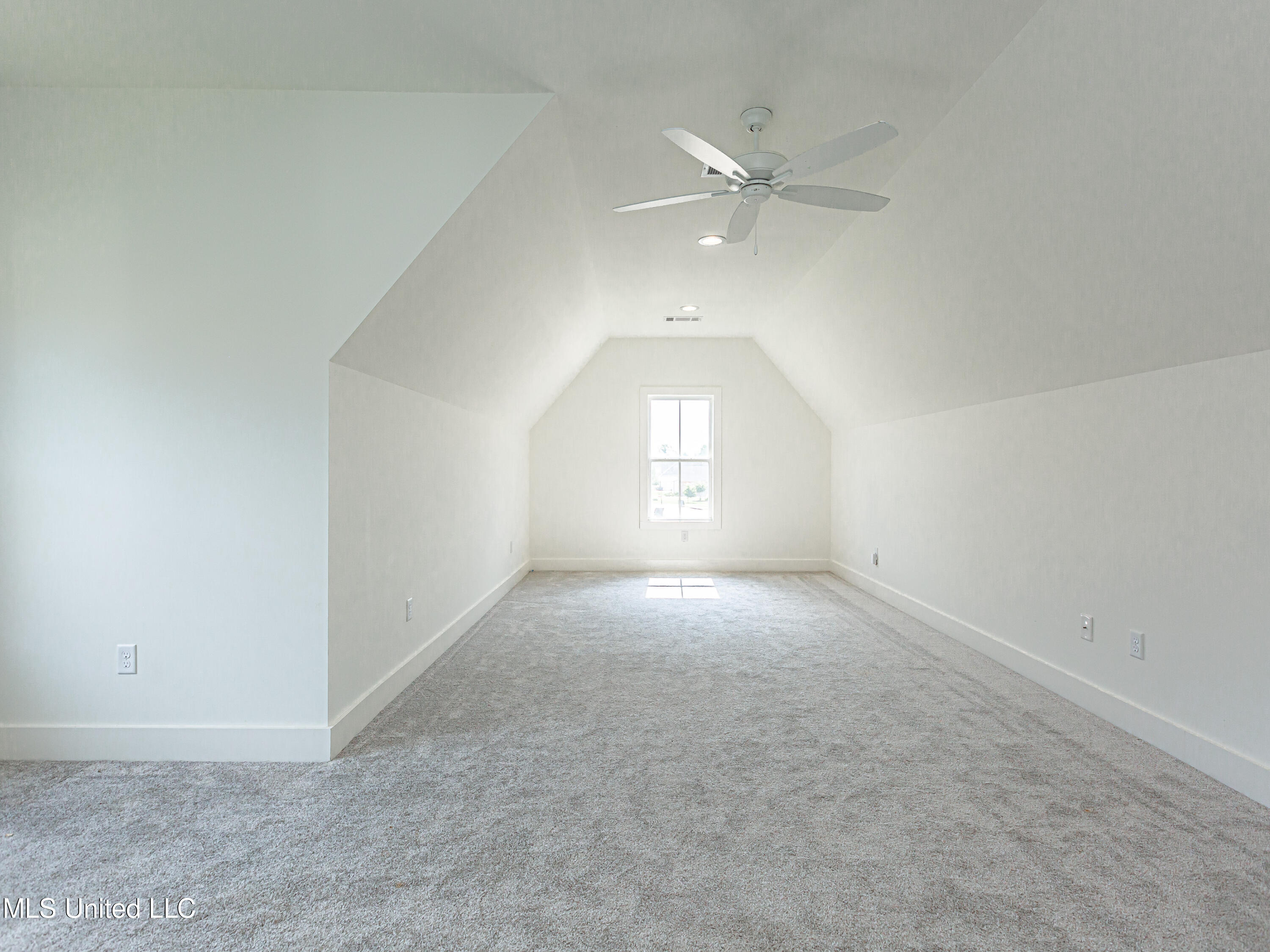 104 First Colony Boulevard