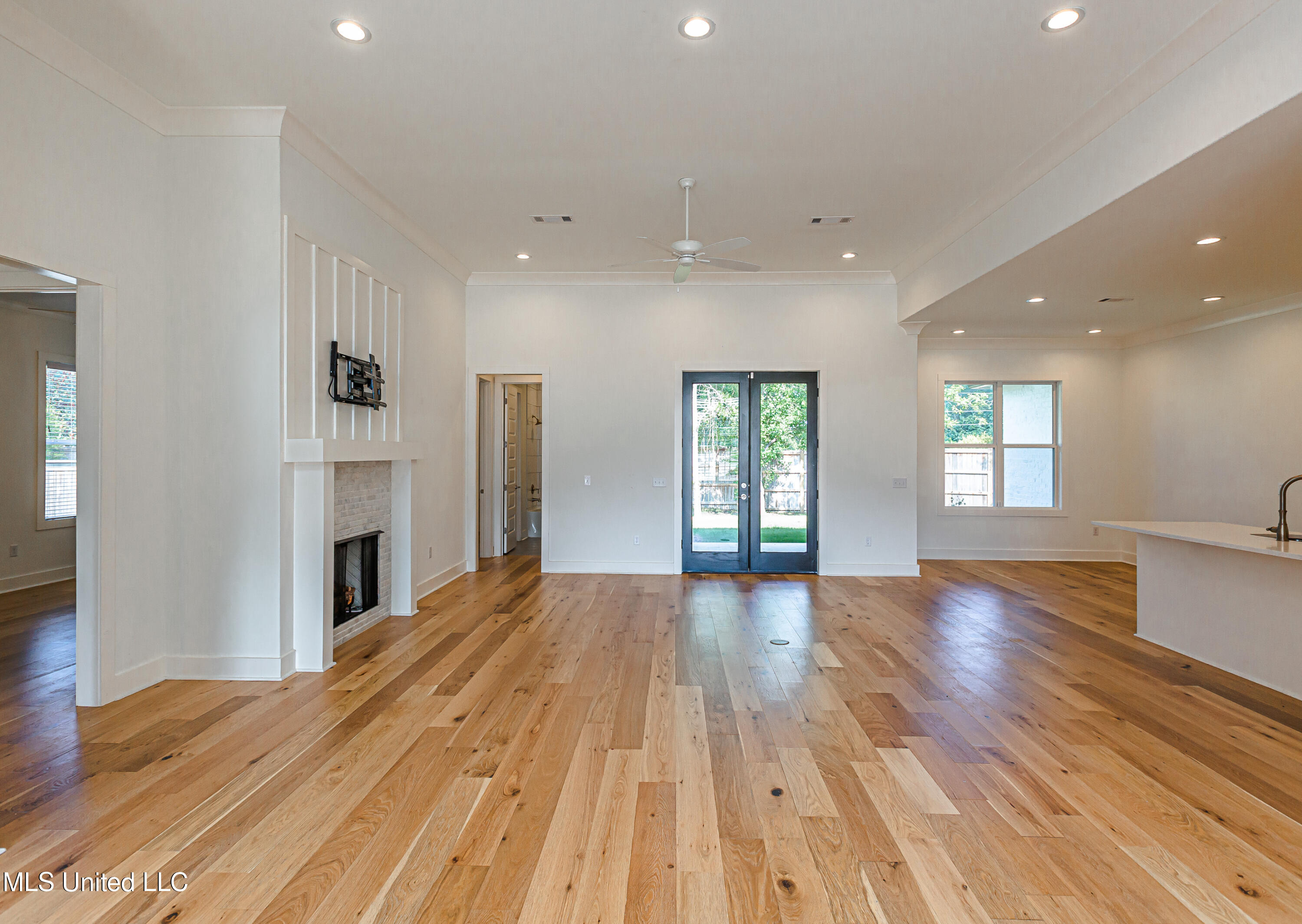 104 First Colony Boulevard