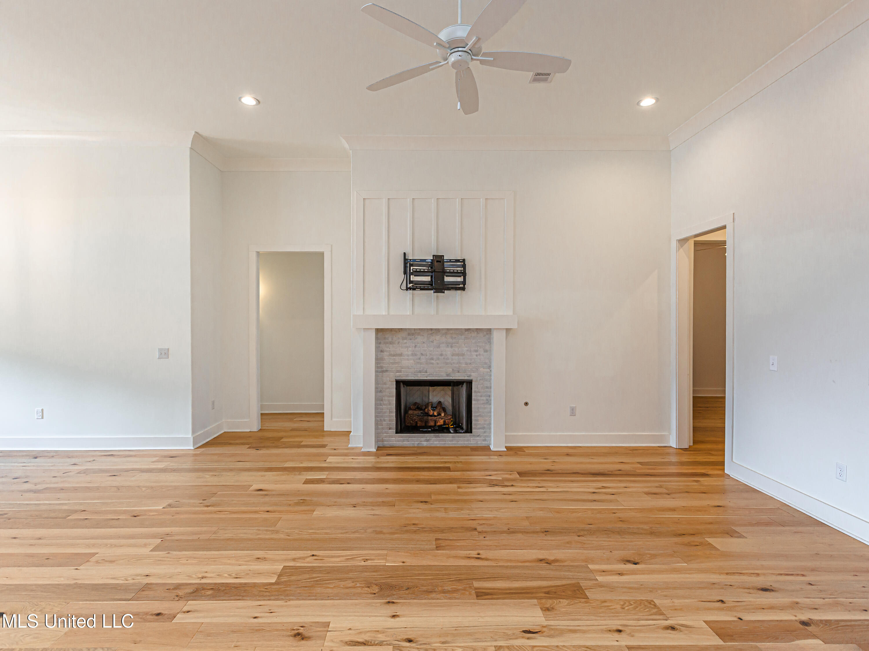 104 First Colony Boulevard