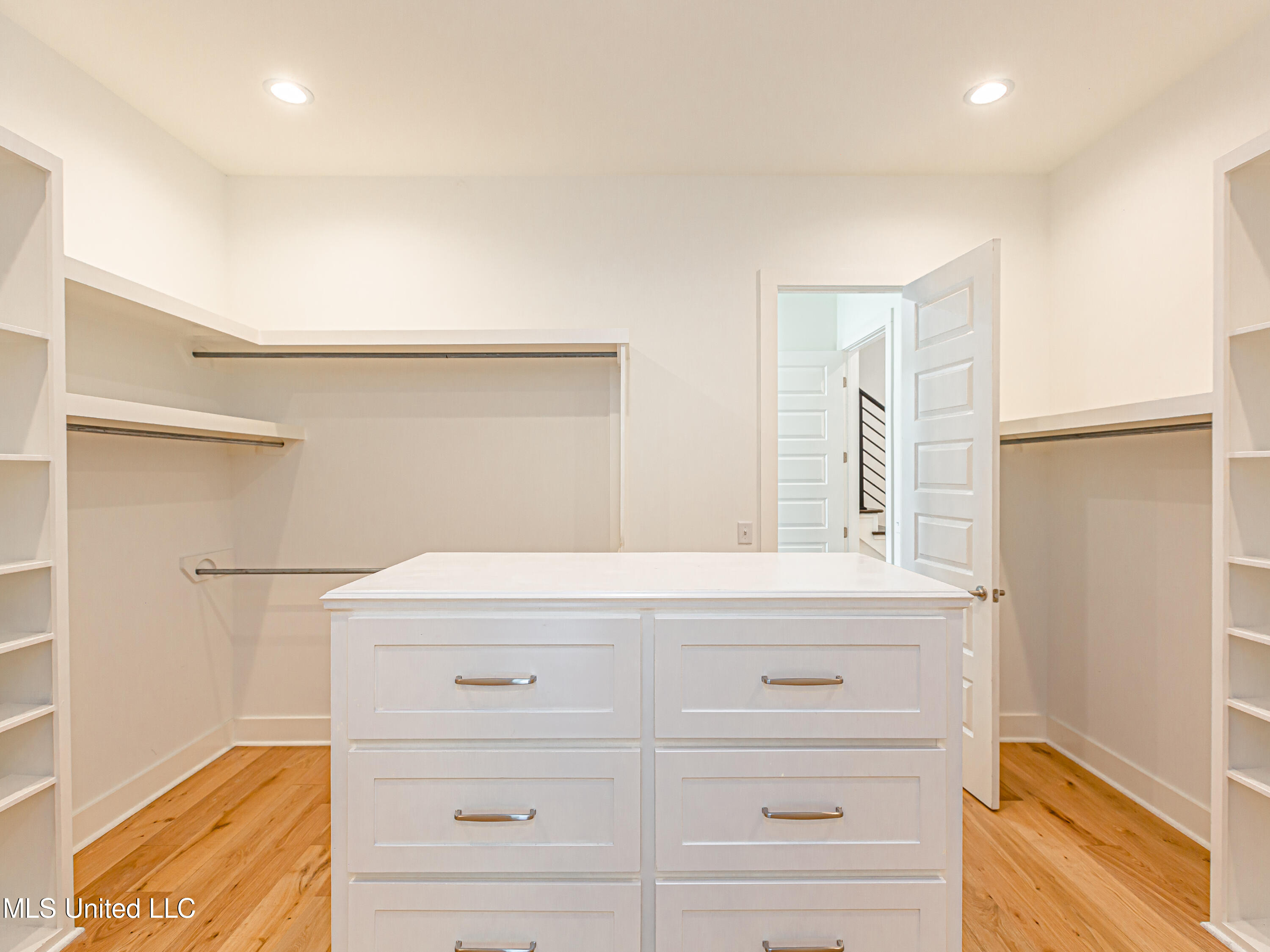 104 First Colony Boulevard