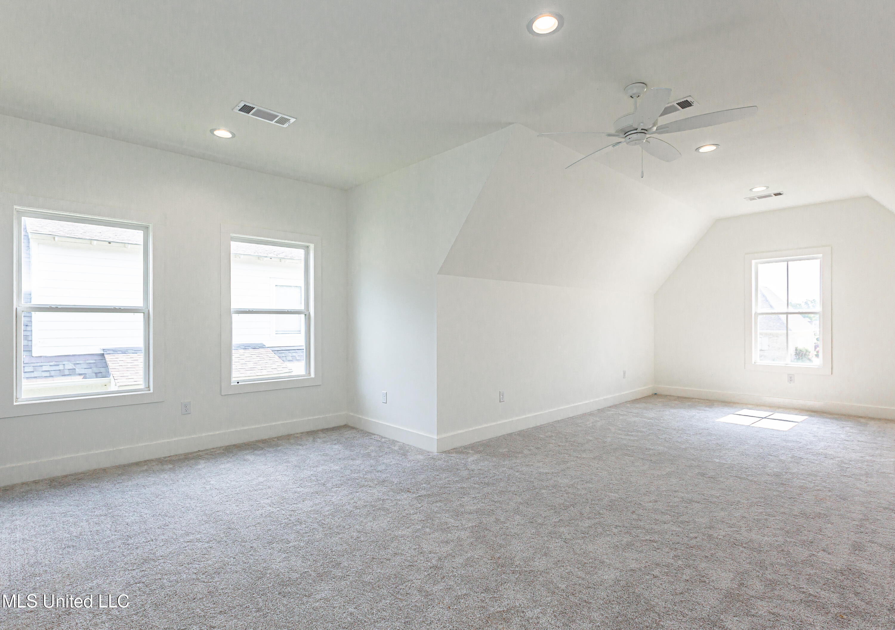 104 First Colony Boulevard