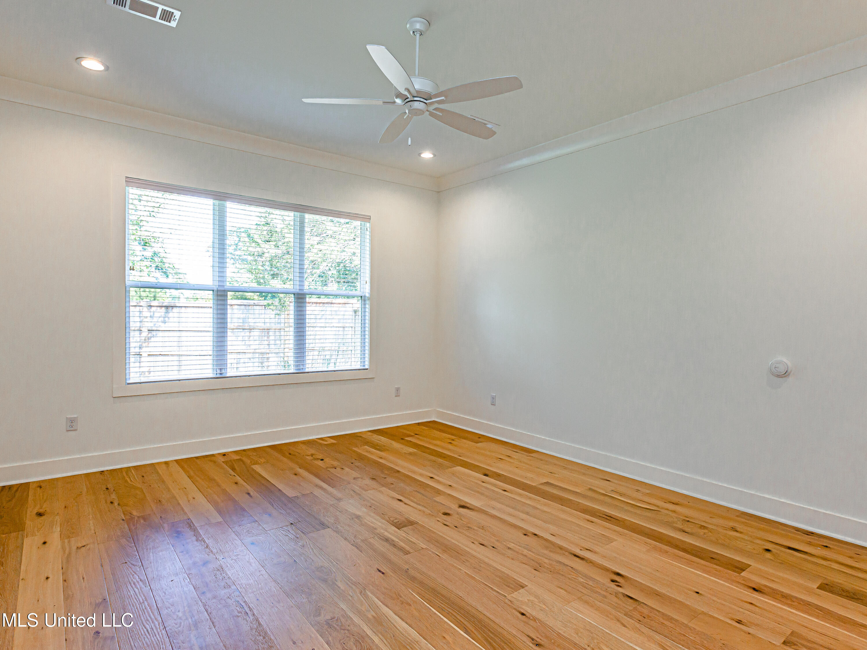 104 First Colony Boulevard