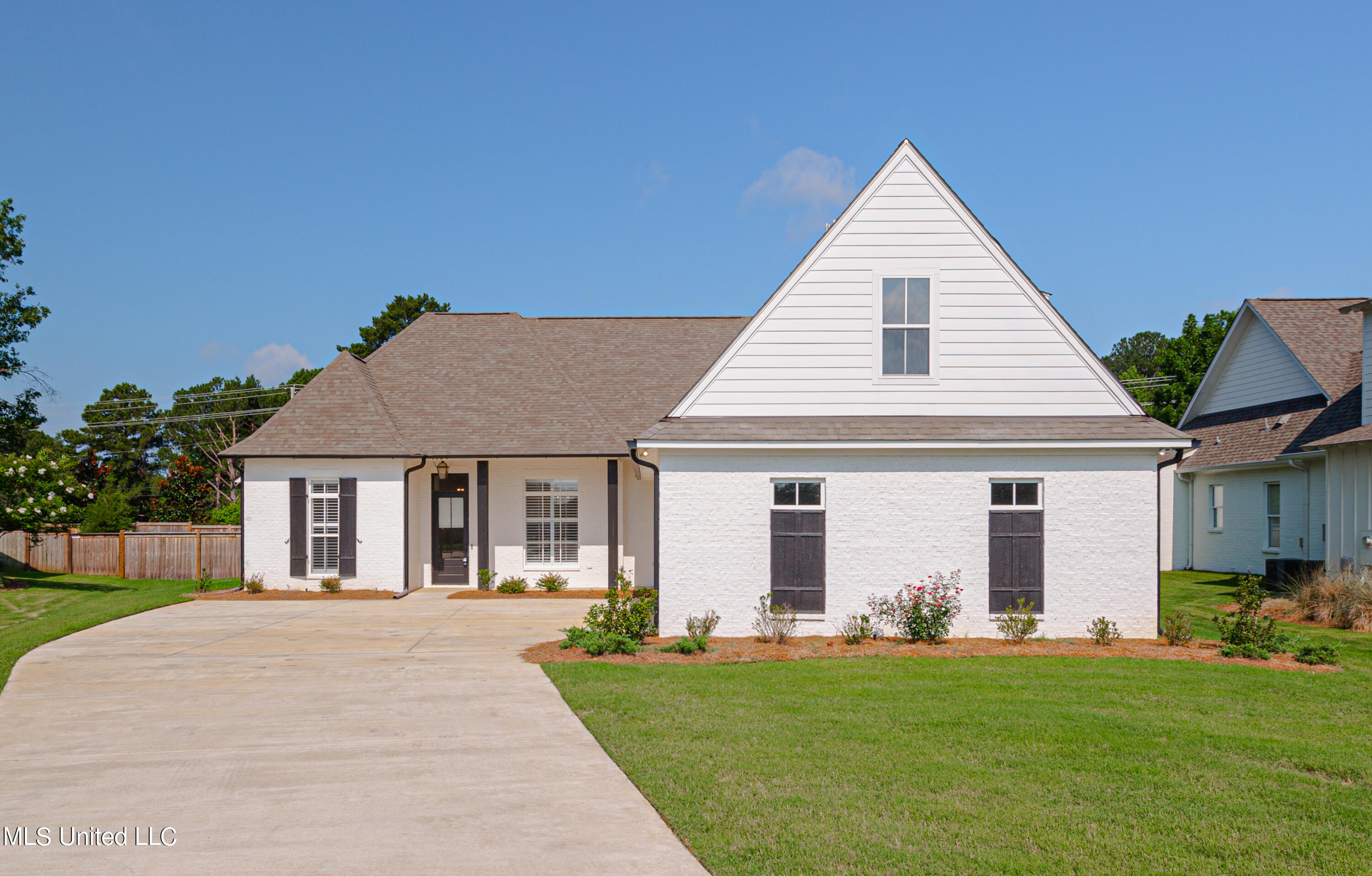 104 First Colony Boulevard
