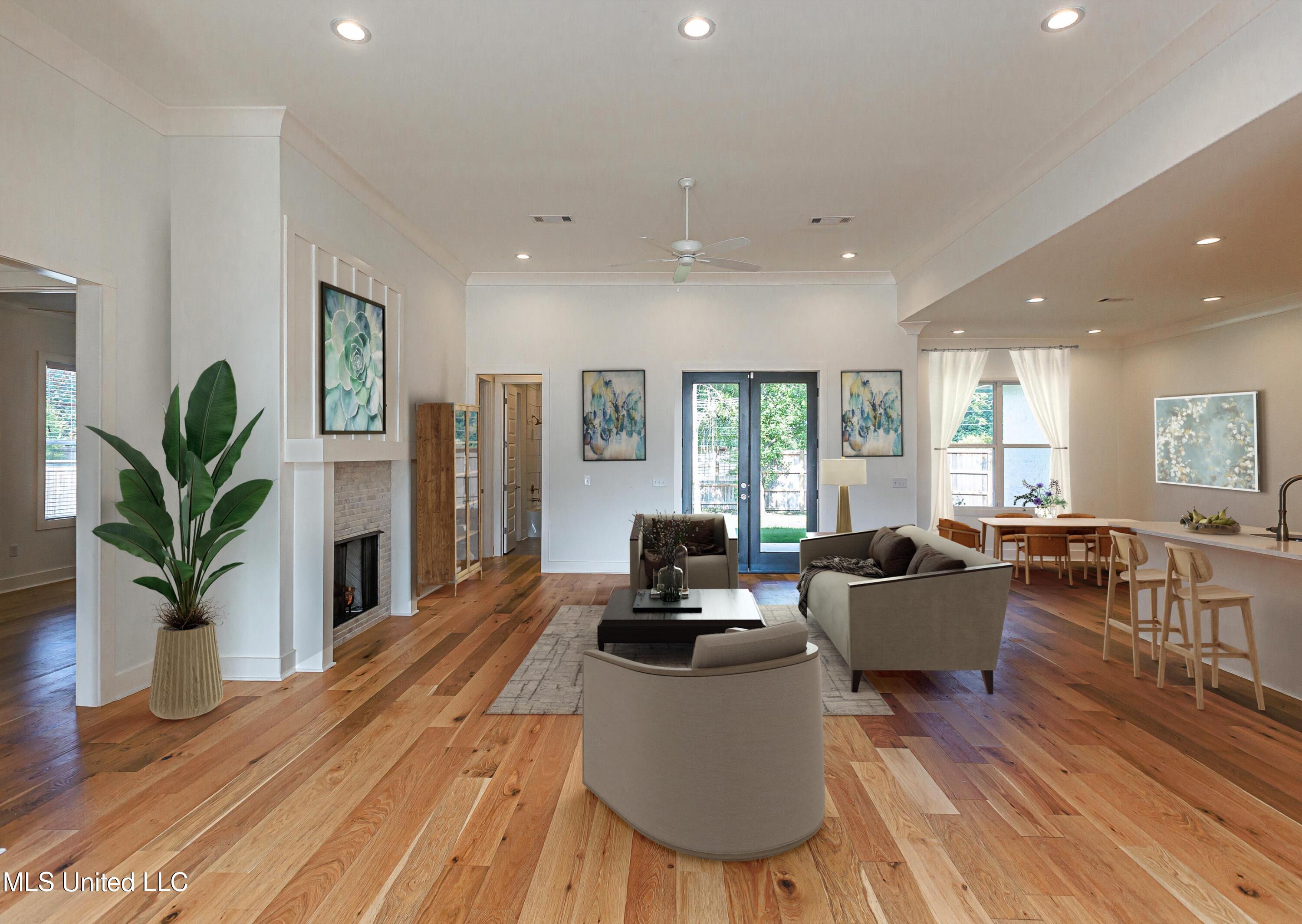 104 First Colony Boulevard