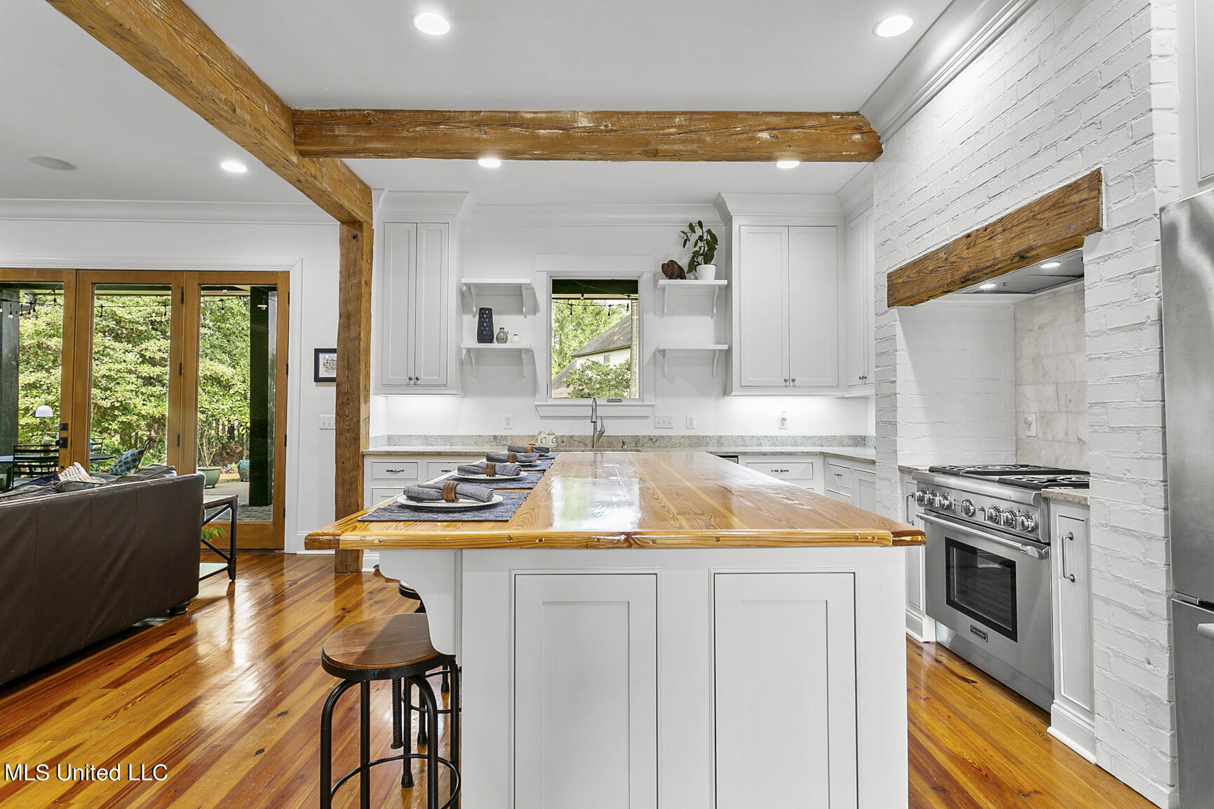 101 Lake Village Drive