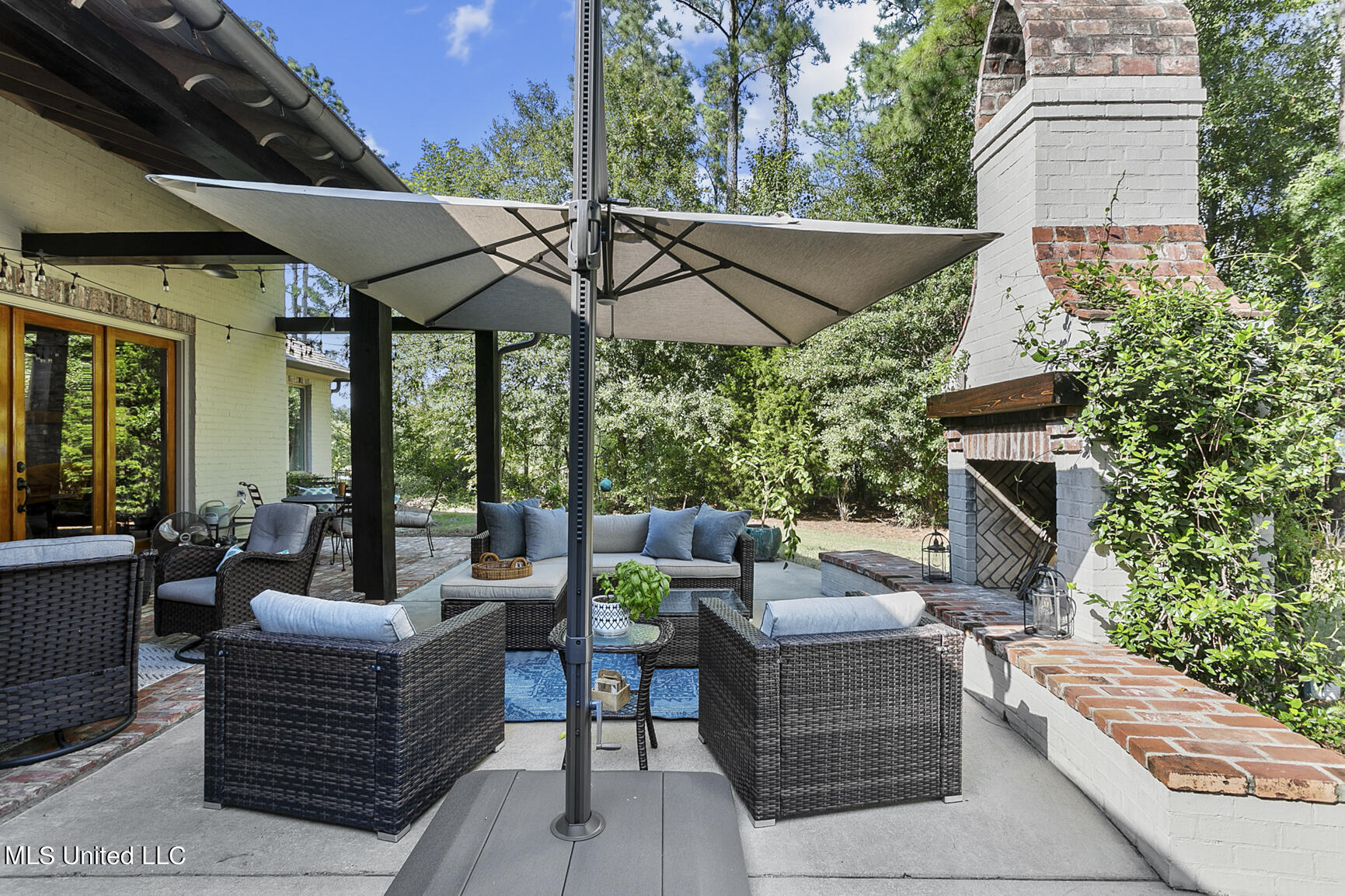 101 Lake Village Drive