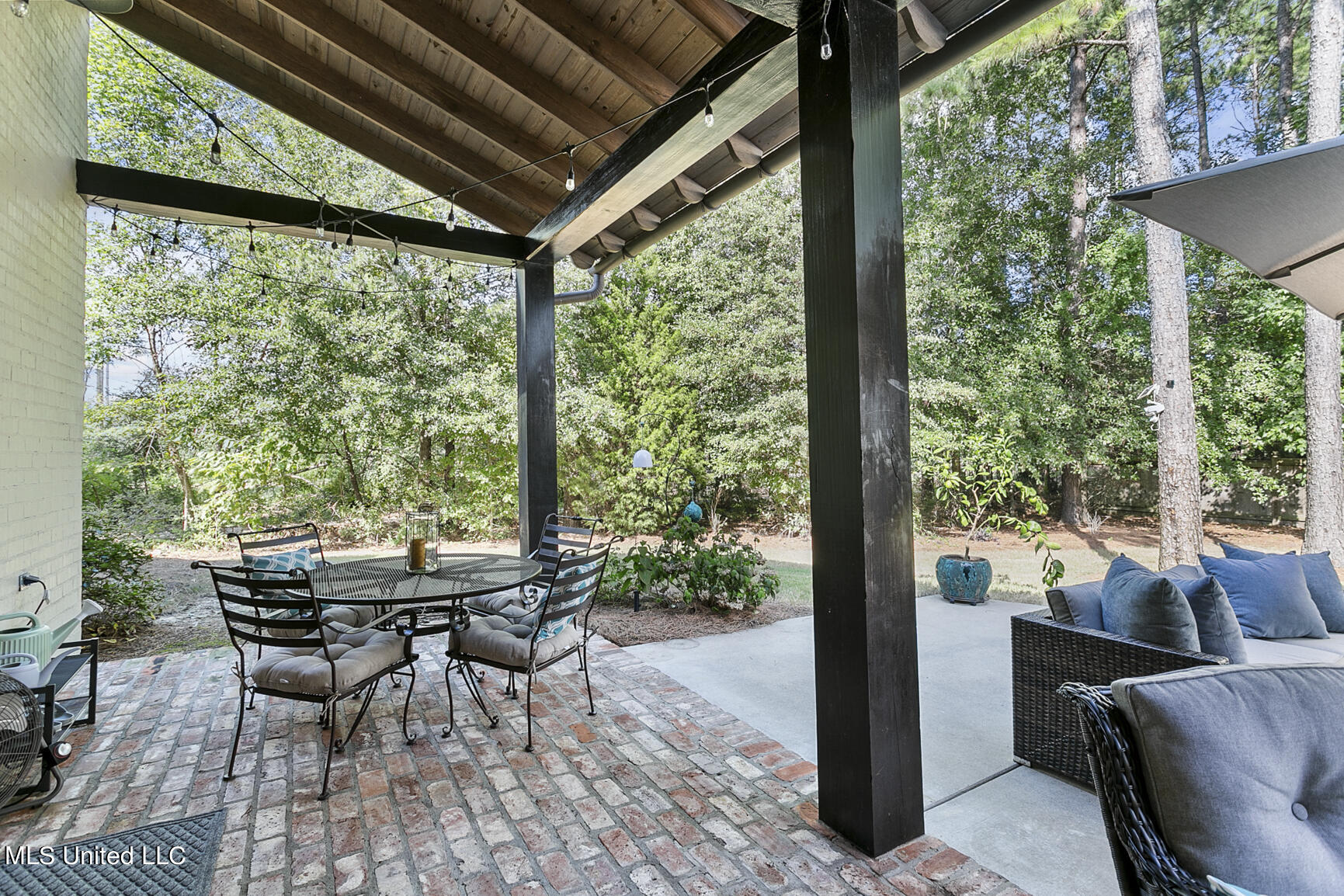 101 Lake Village Drive