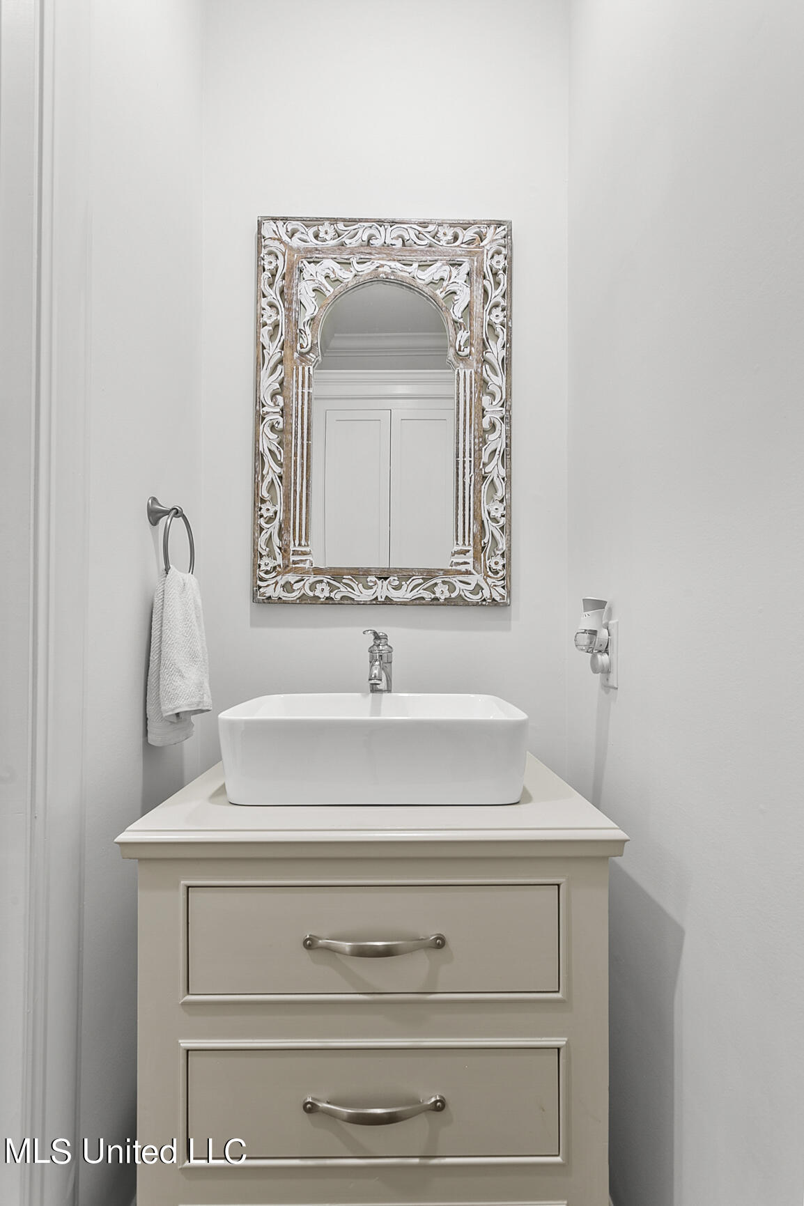 101 Lake Village Drive