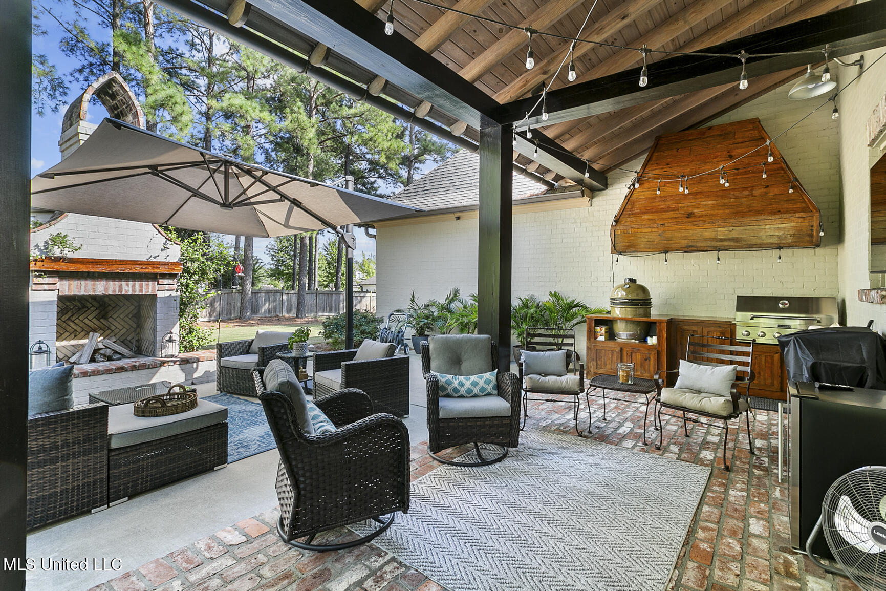 101 Lake Village Drive