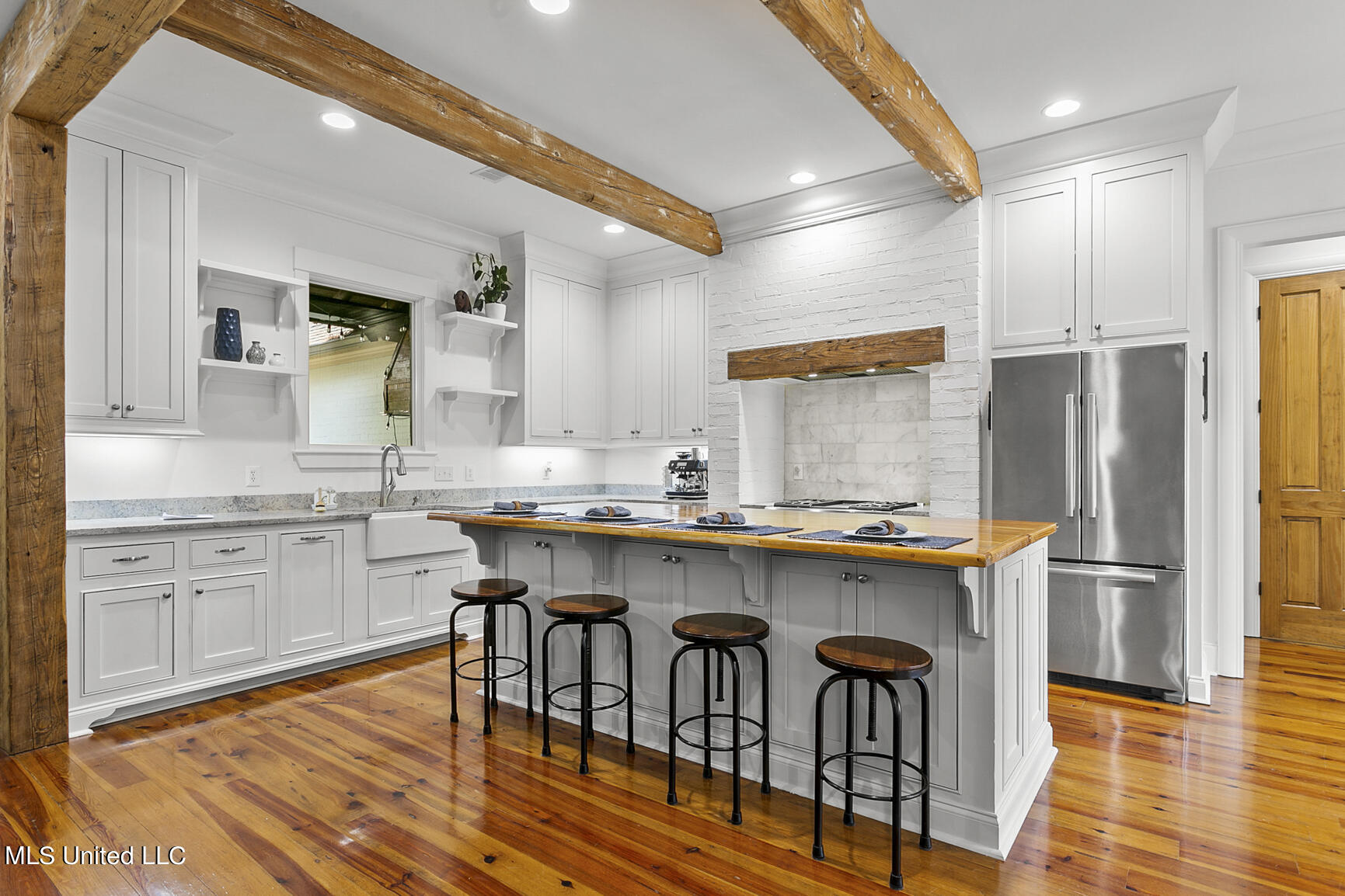 101 Lake Village Drive