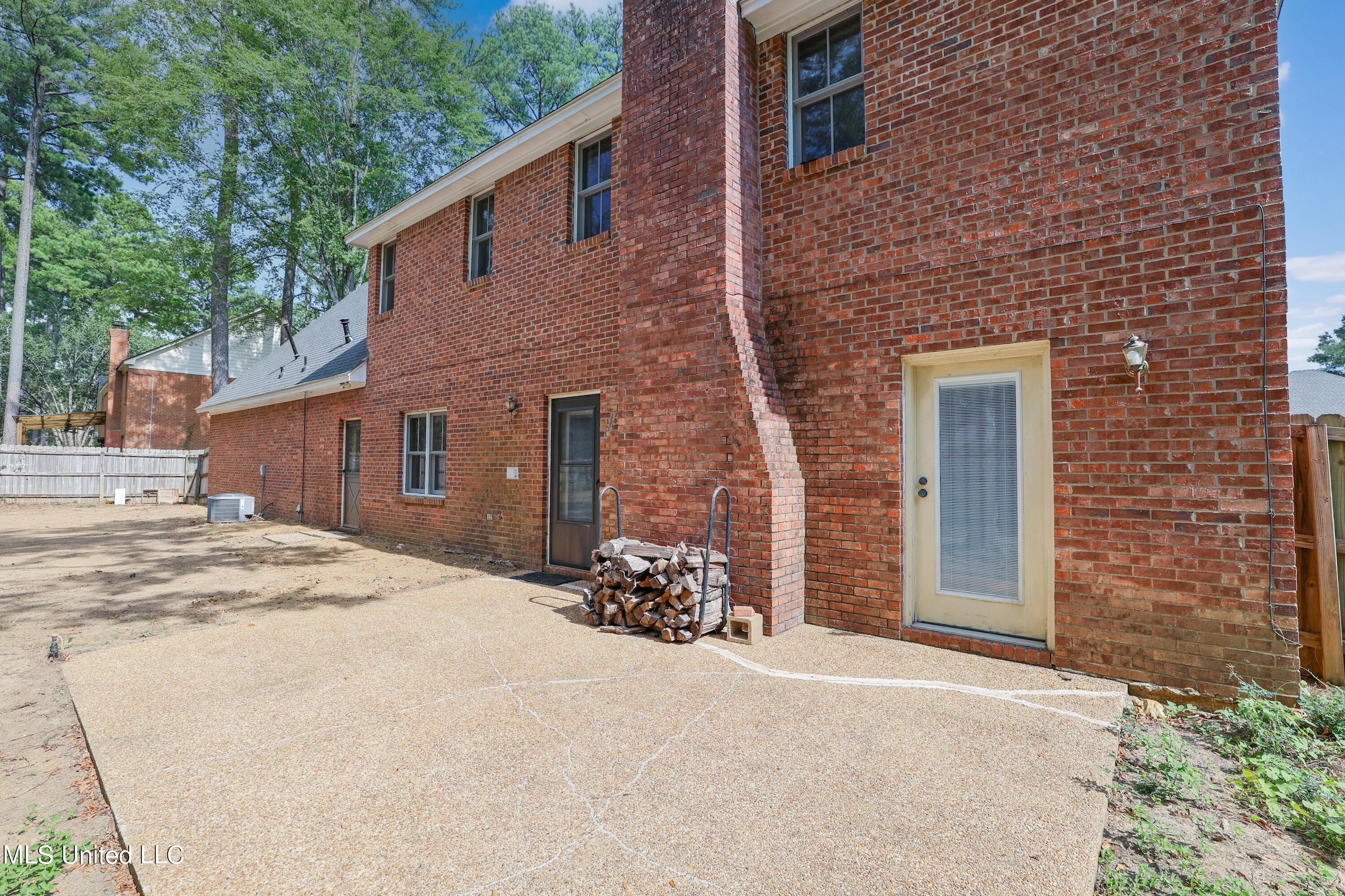 506 Windy Ridge Lane